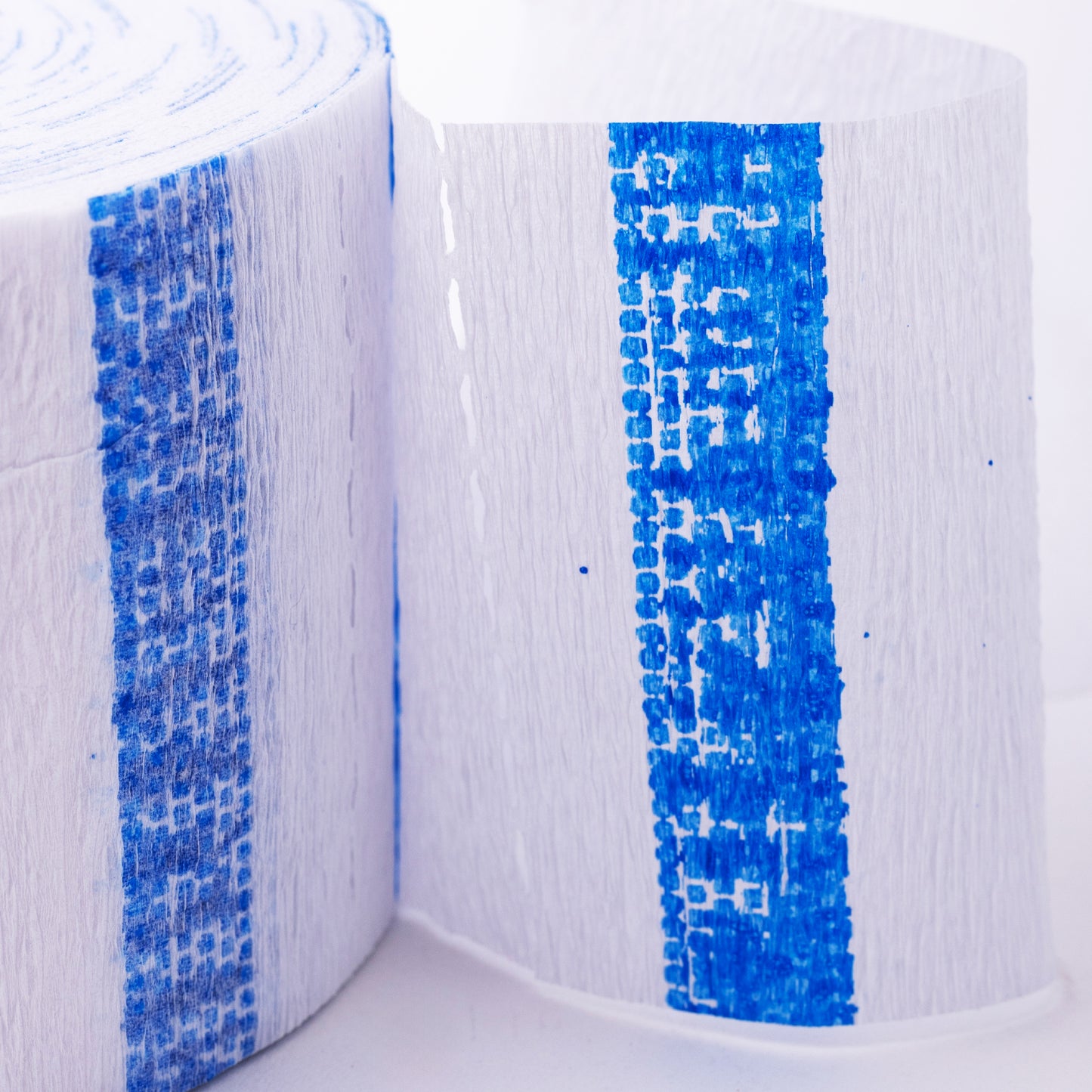 Totex Professional Neck Strips – Premium Cellulose with Full-Glue Hold (5 Rolls / 500 Strips)